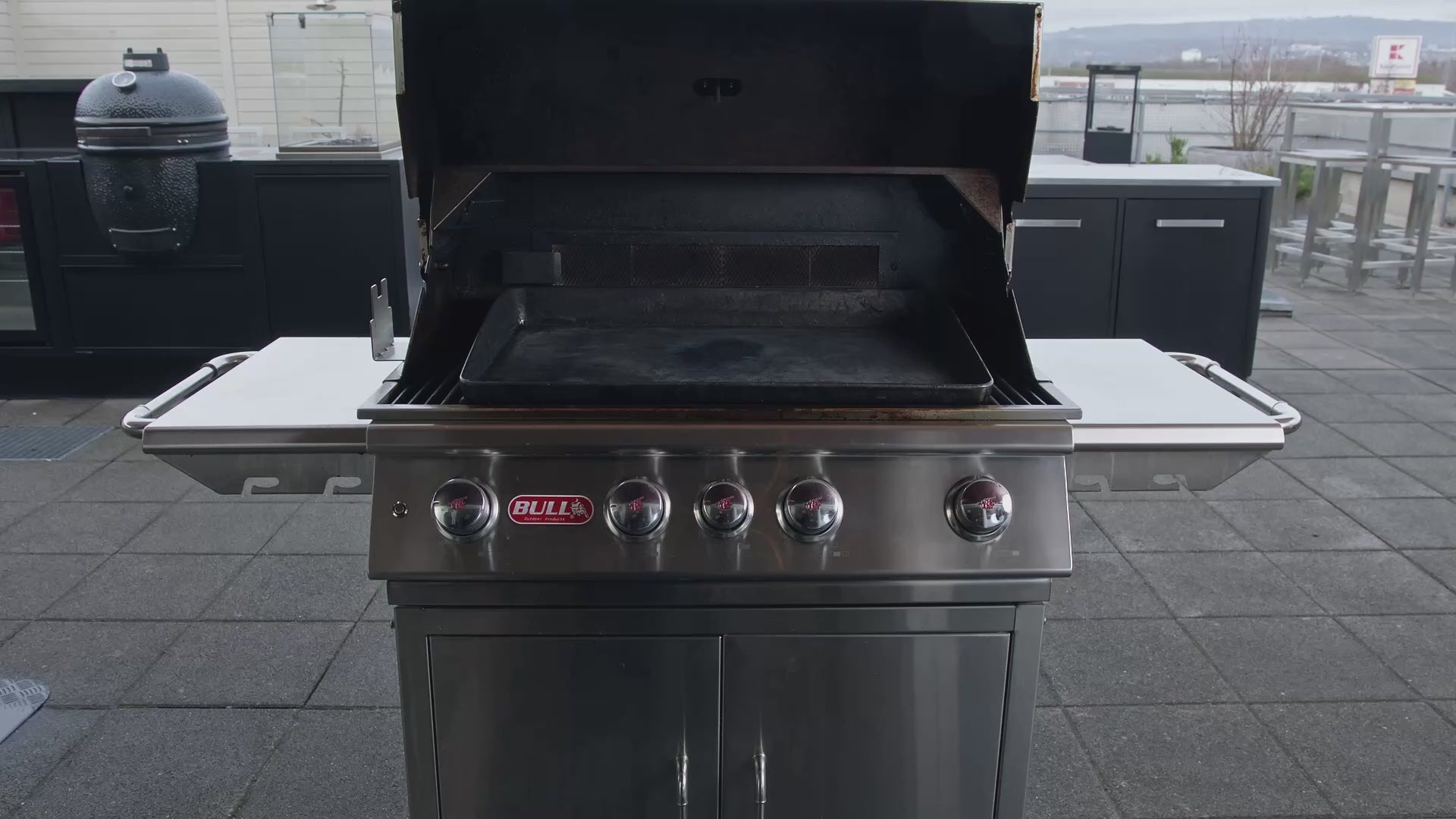 Ein Kurzvideo über die Anwendungsmöglichkeiten von Grillomat